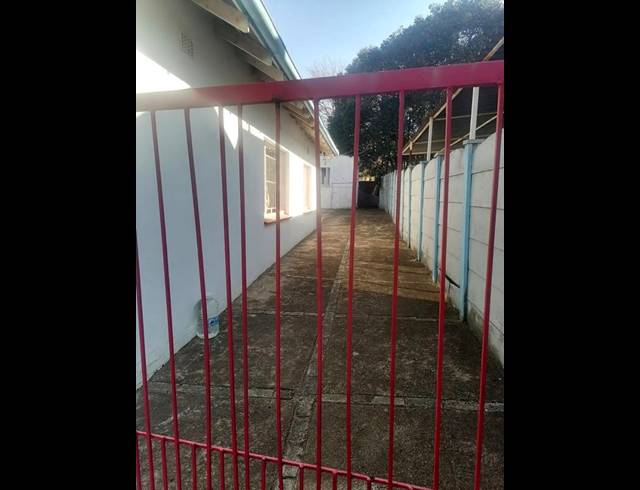 3 BEDROOM HOUSE FOR SALE IN LINDHAVEN